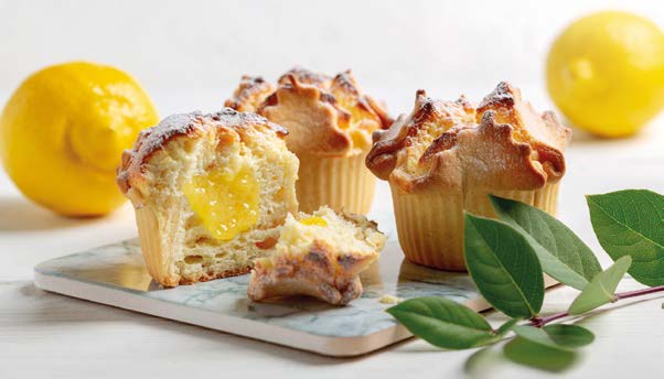Muffin al limone con farcia al lemon curd
